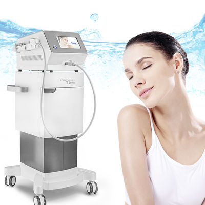 Macchina per la cura della pelle senza ago Mesoterapia Faciale con vari prodotti cosmetici